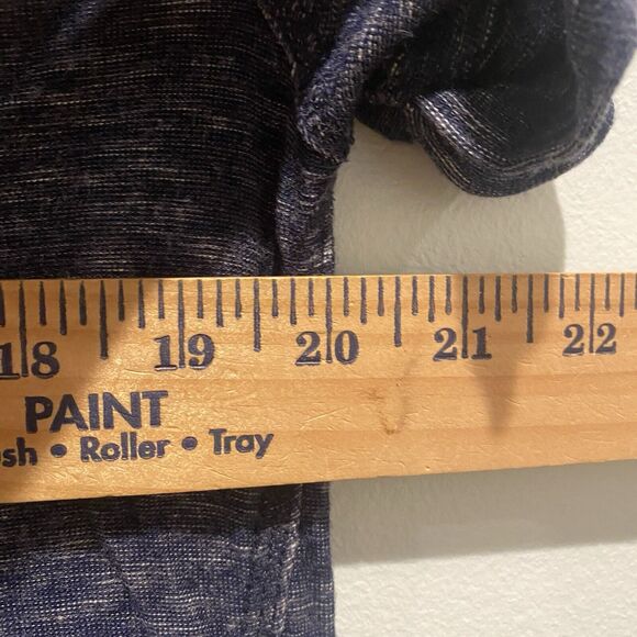 Bundle of Two Tops Women’s XL White Blue‎ Liz Claiborne Casual Capsule Classics - Picture 13 of 15